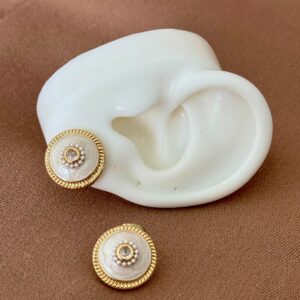 topo redondo blanco con dorado