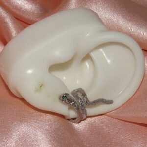 Ear cuff de serpiente color Plata con brillo