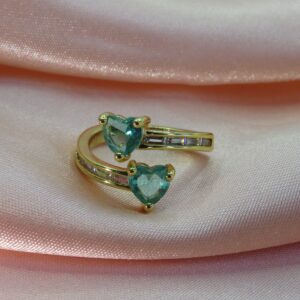anillo ajustable dorado doble línea cristales corazón verde
