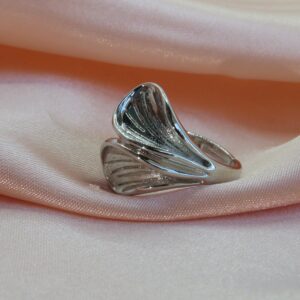 anillo ajustable plata pétalos rosa