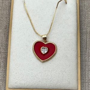 Collar de  corazon rojo con brillo