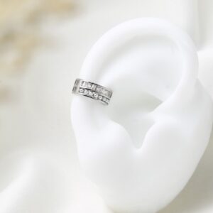 Ear cuff plateado doble línea con zircone y perlas pequeñas