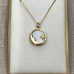 collar de luna y estrella de nácar