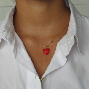 collar de corazon rojo de linea de vida