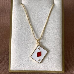 collar de carta de cocada roja