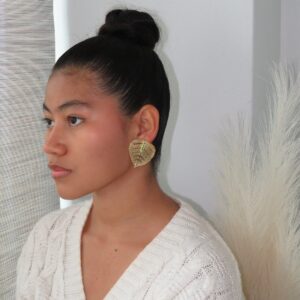 Aretes de hoja y cristales