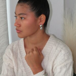 Aretes plateado doble de bolas plana