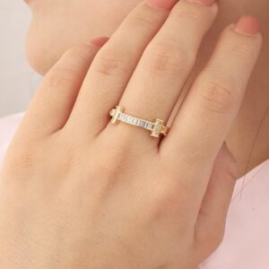 Anillo ajustable con brillo