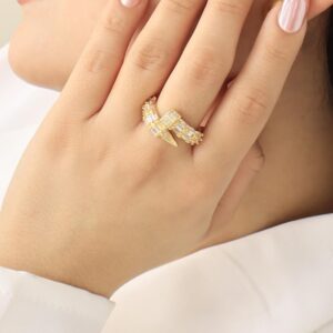 Anillo ajustable maxi con cristales de clavo dorado