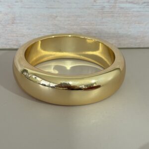 Brazalete dorado liso en baño de oro