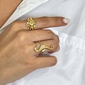 Anillo ajustable de caballito de mar, dorado