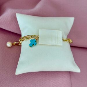 Pulsera ajustable con dije cuadrada de nácar y cruz turquesa