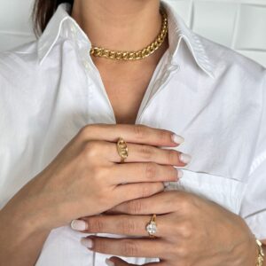 Anillo ajustable de eslabón dorado