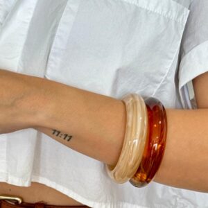 Brazalete de acrílico nube